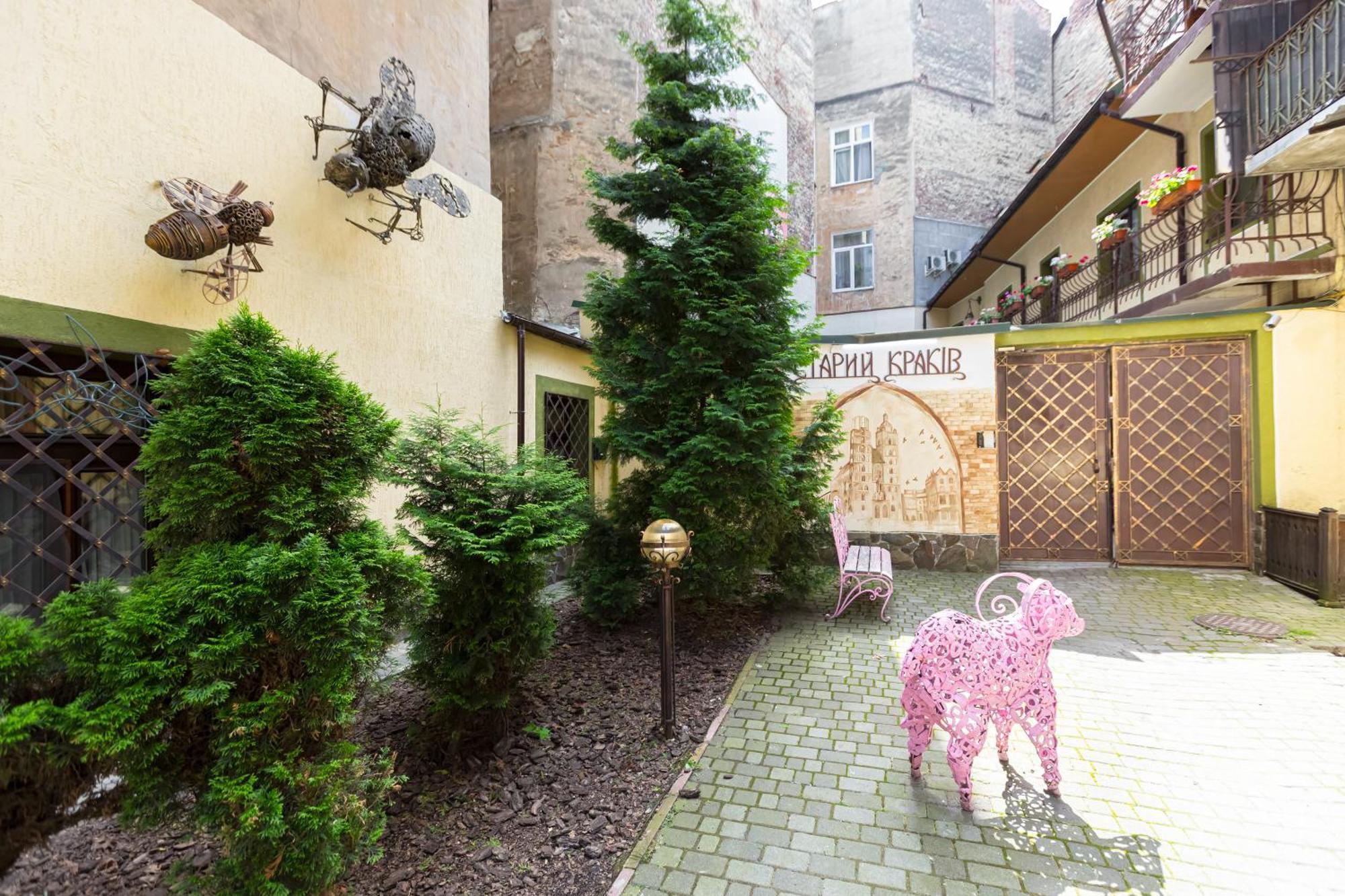 Hotel Staryi Krakiv Lwów Zewnętrze zdjęcie