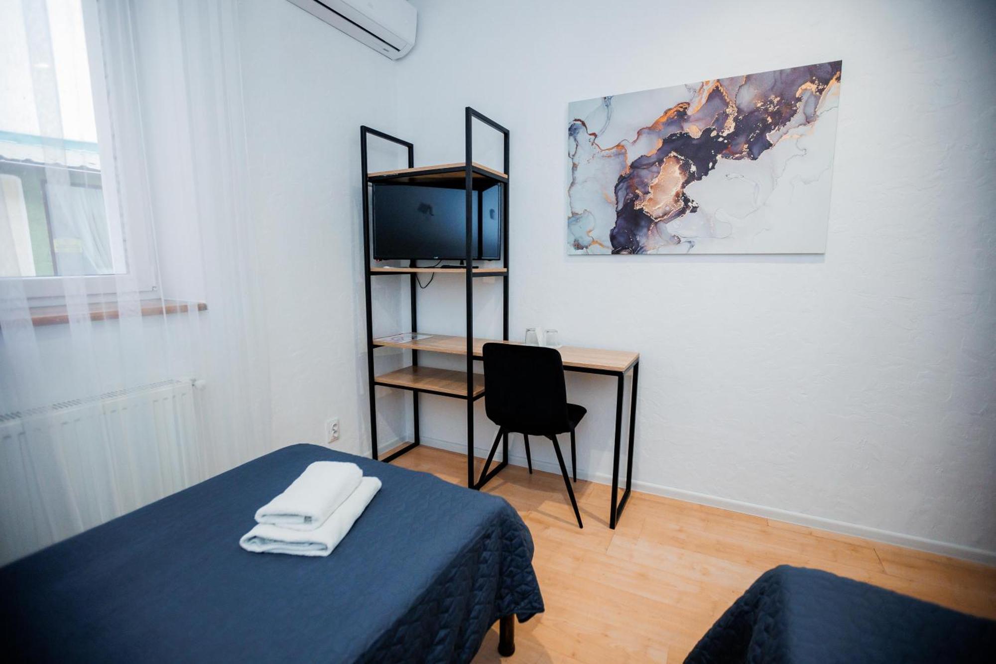 Hotel Staryi Krakiv Lwów Zewnętrze zdjęcie