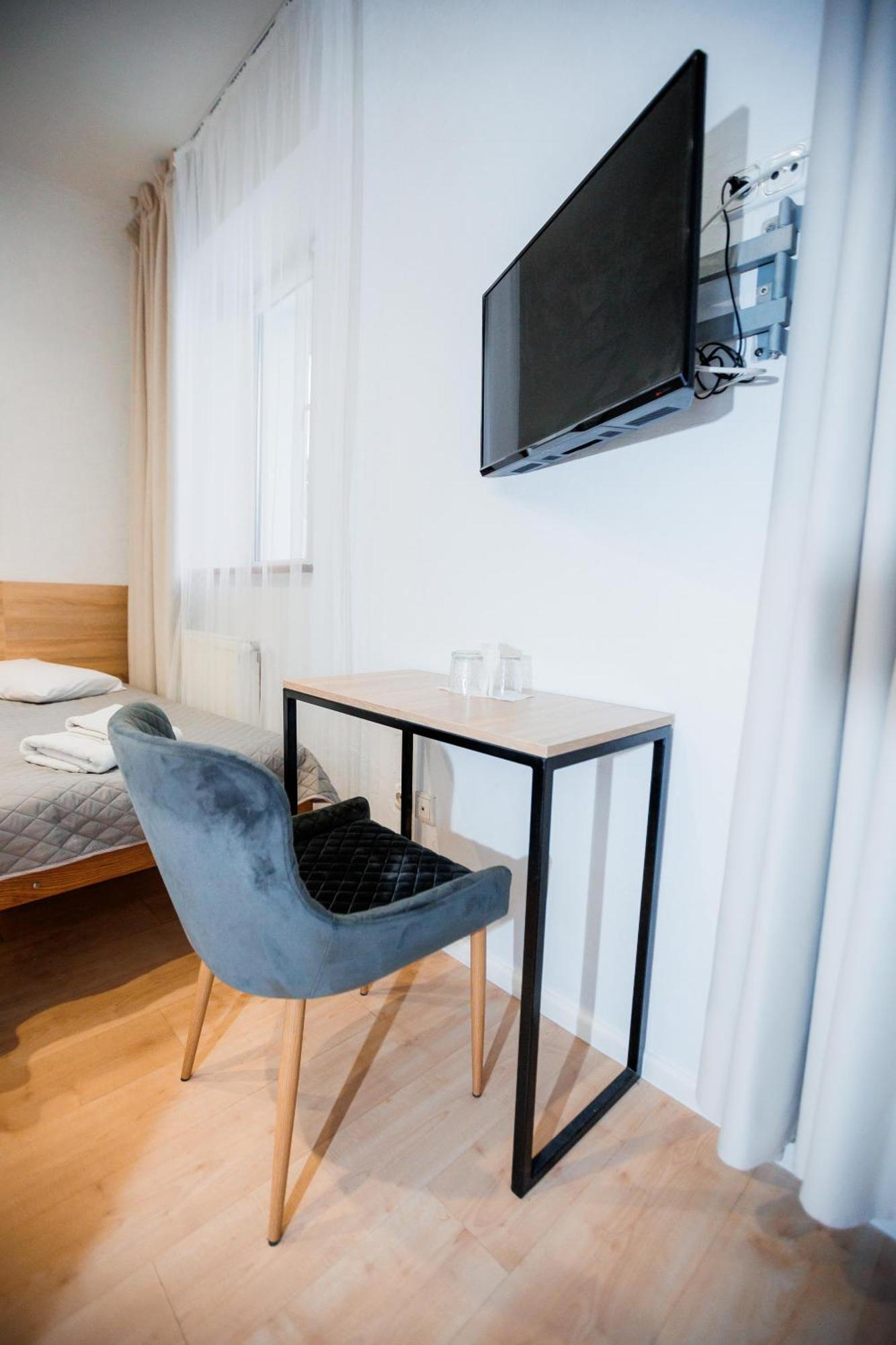 Hotel Staryi Krakiv Lwów Zewnętrze zdjęcie