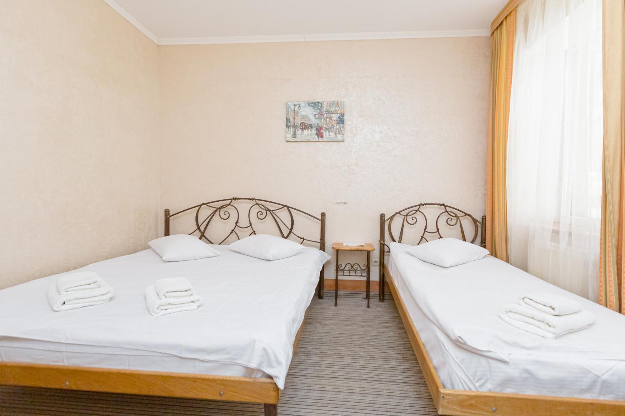 Hotel Staryi Krakiv Lwów Zewnętrze zdjęcie