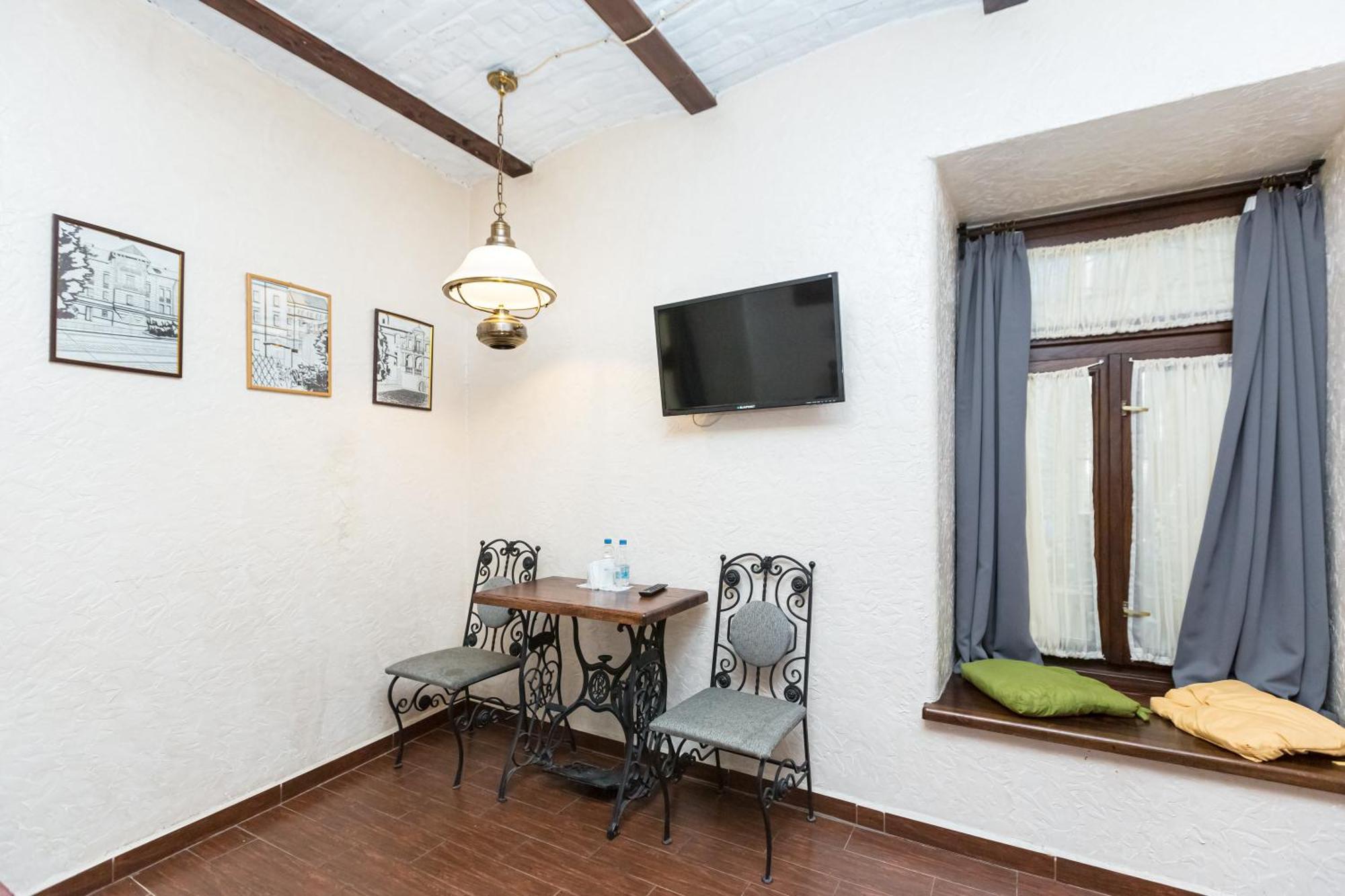 Hotel Staryi Krakiv Lwów Zewnętrze zdjęcie